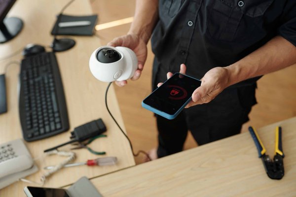 Quels sont les derniers outils technologiques pour surveiller la santé fœtale à domicile ?